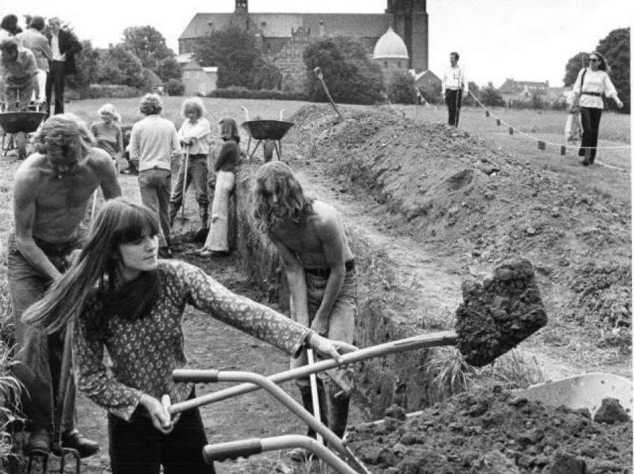 Udgravning, Provstevænget,1978. Foto: Mik Eskestad